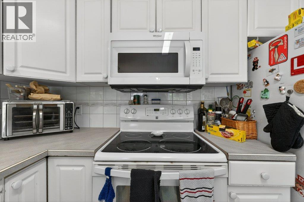 1641 17 Street Se, Salmon Arm, British Columbia  V1E 2M6 - Photo 9 - 10387986