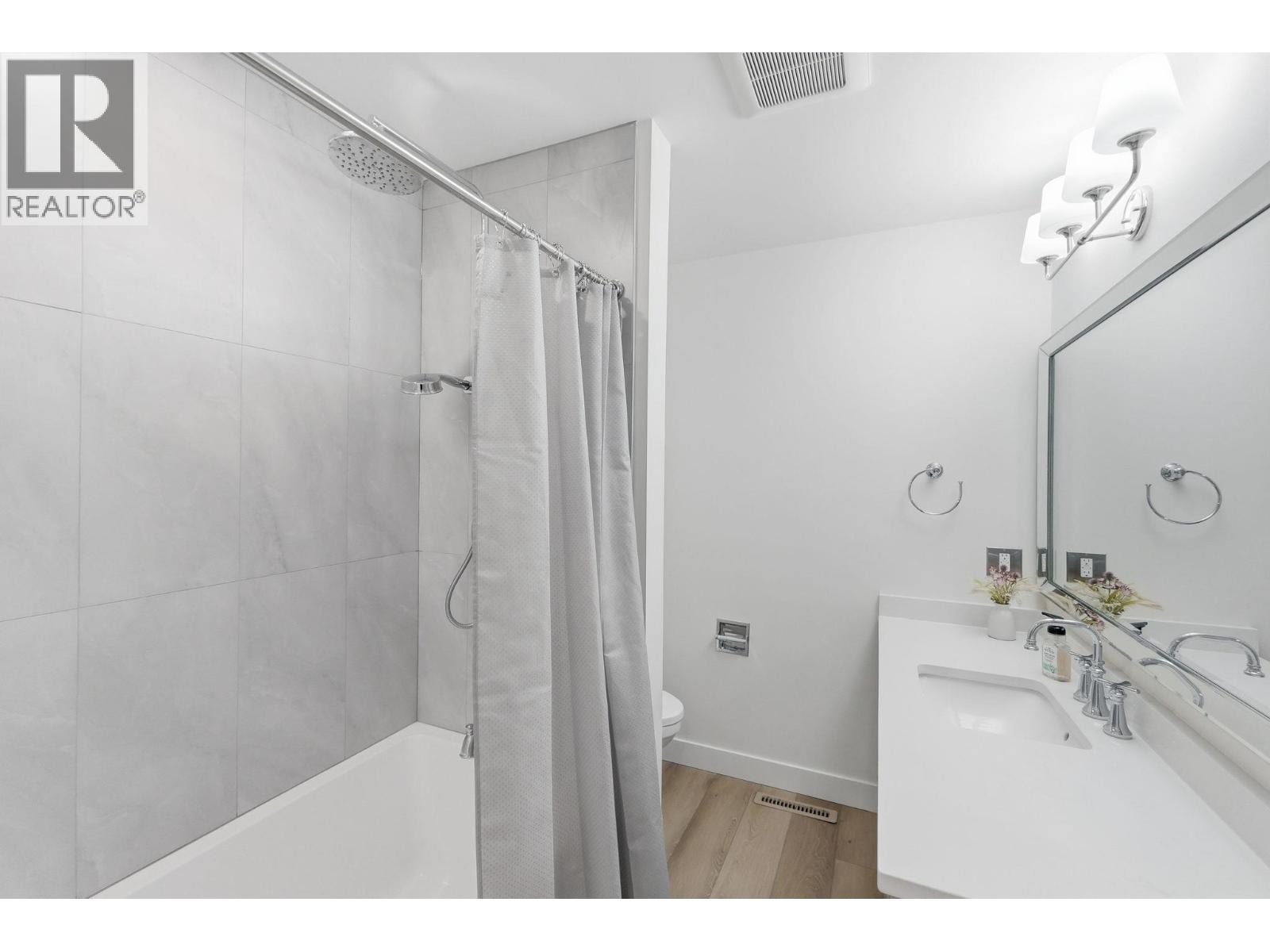 8913 Jubilee Drive, Osoyoos, British Columbia  V0H 1V2 - Photo 17 - 10388287
