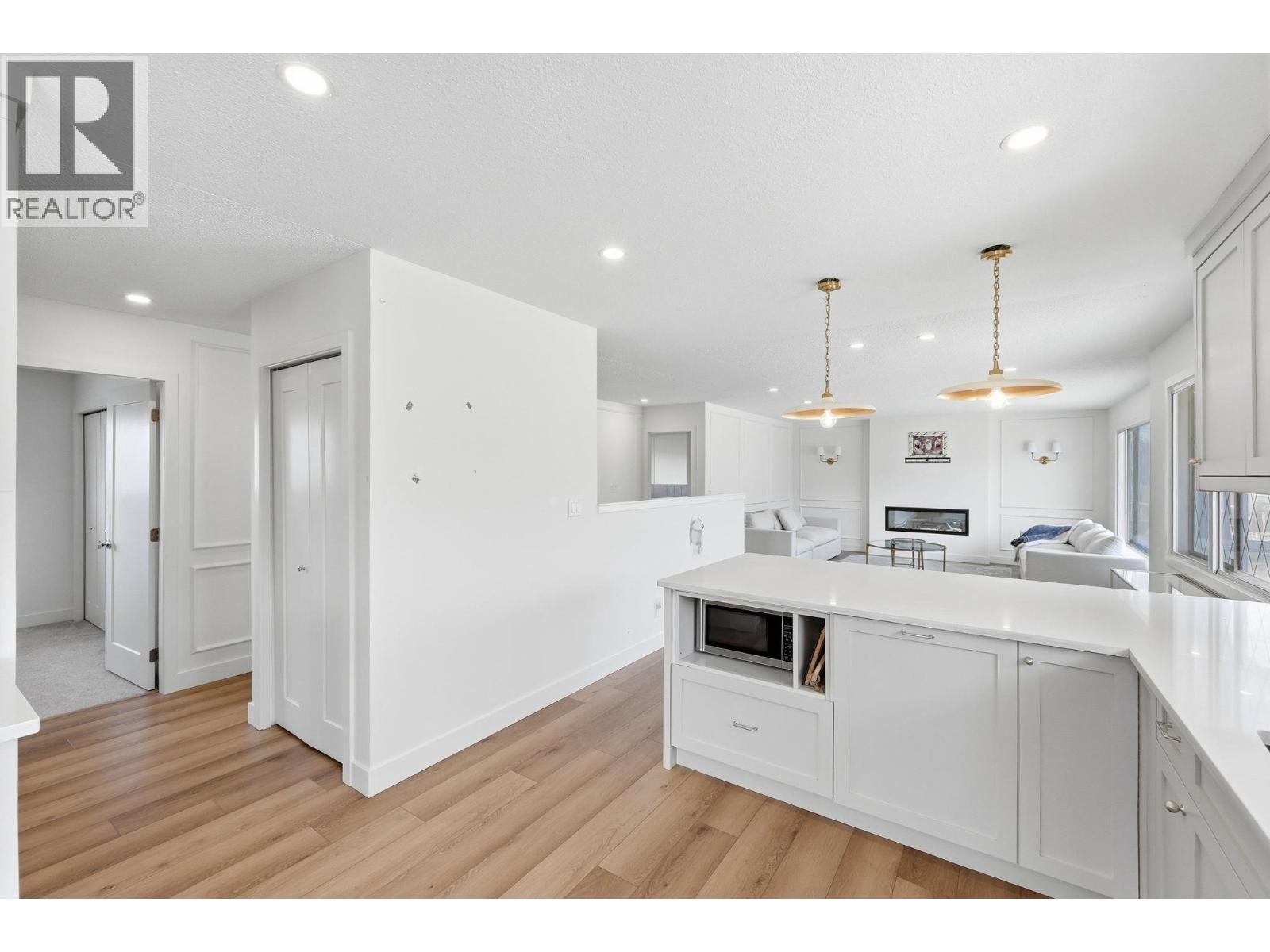 8913 Jubilee Drive, Osoyoos, British Columbia  V0H 1V2 - Photo 9 - 10388287