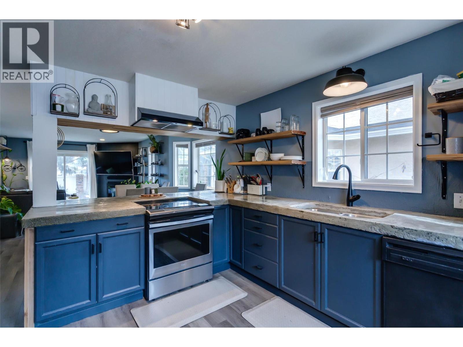 527 Yates Road Unit# 5, Kelowna, British Columbia  V1V 1Z5 - Photo 4 - 10387173