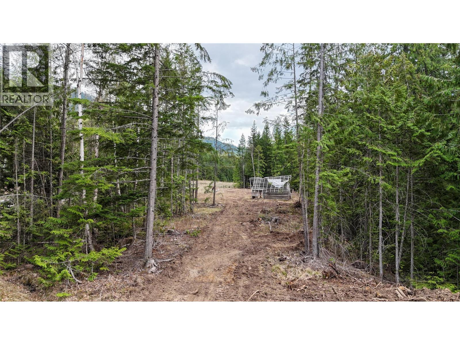 266 6 Highway, cherryville, British Columbia