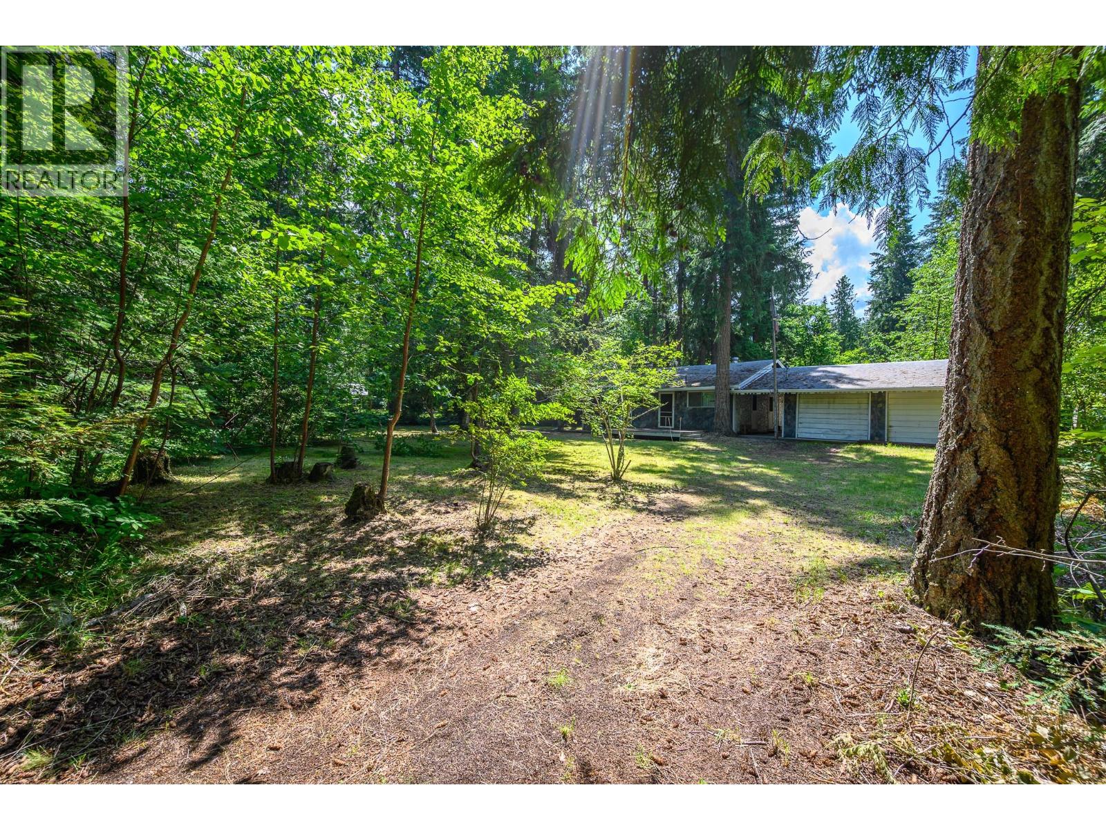 710 Westminster Road, Swansea Point, British Columbia  V0E 2K2 - Photo 6 - 10388416