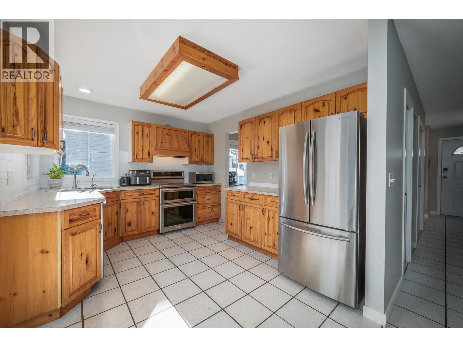 4450 Postill Drive Unit# 9, Kelowna, British Columbia  V1X 7T9 - Photo 11 - 10388161