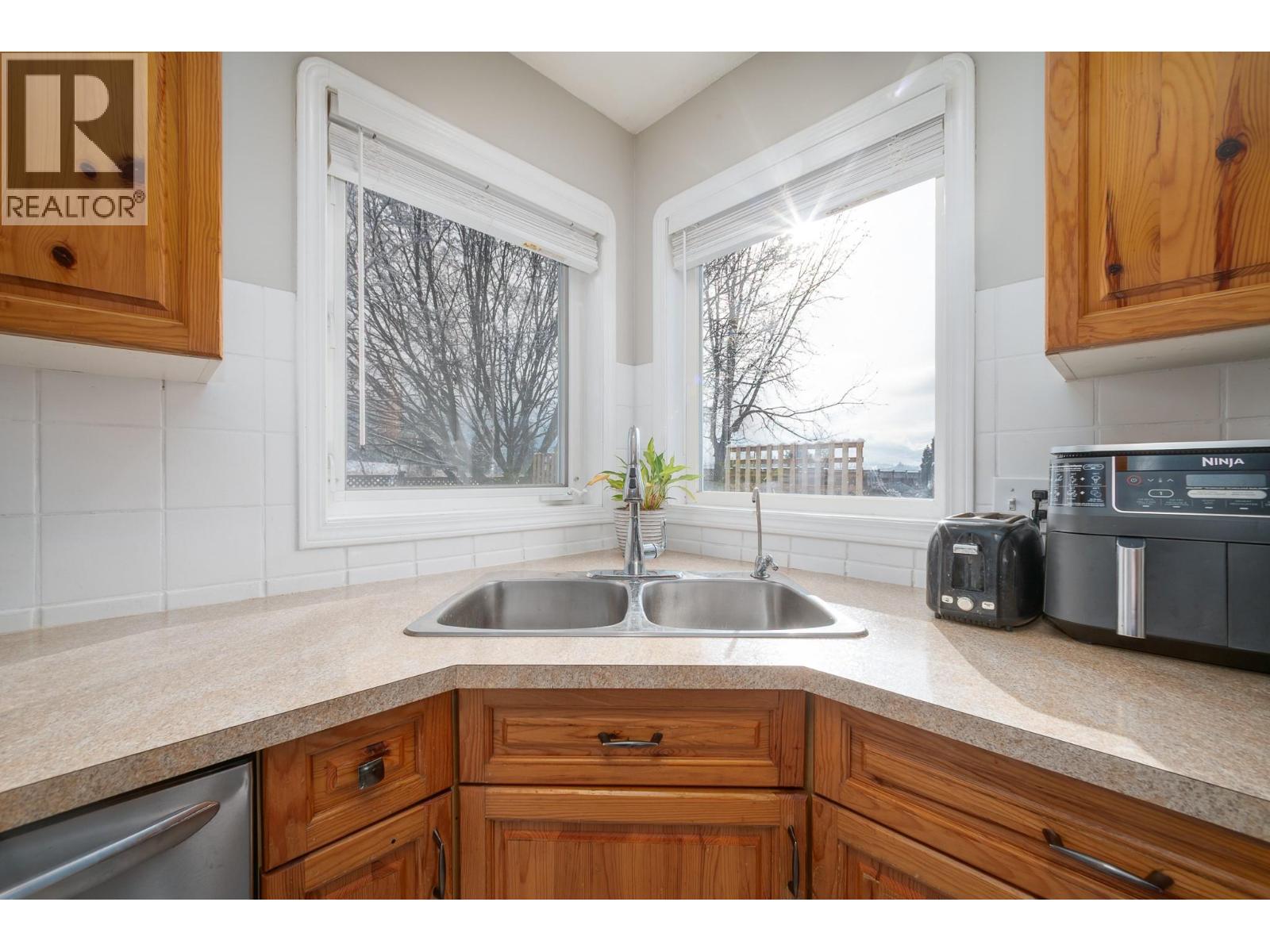 4450 Postill Drive Unit# 9, Kelowna, British Columbia  V1X 7T9 - Photo 13 - 10388161
