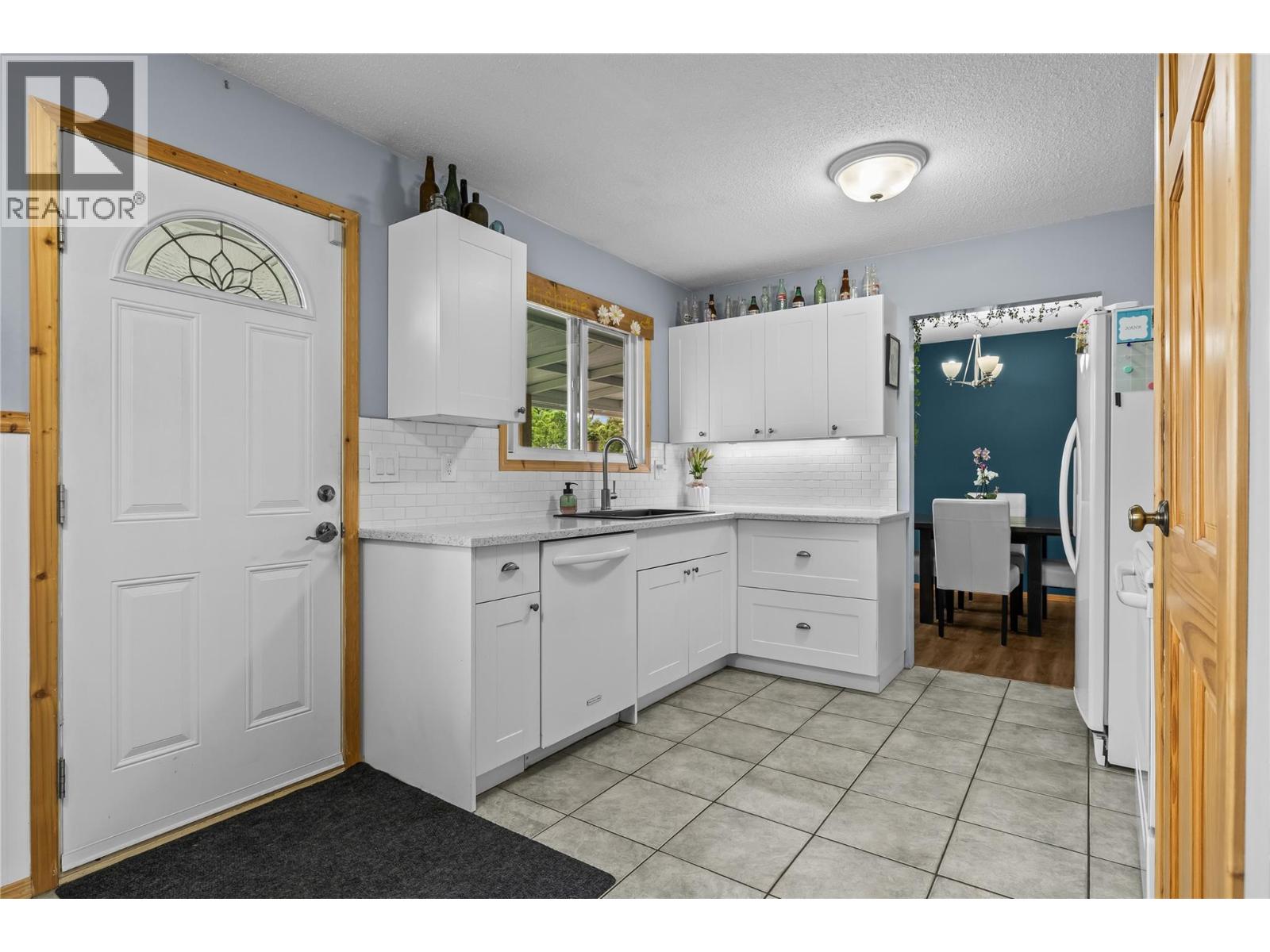340 Adventure Road, Kelowna, British Columbia  V1X 1N4 - Photo 14 - 10387520
