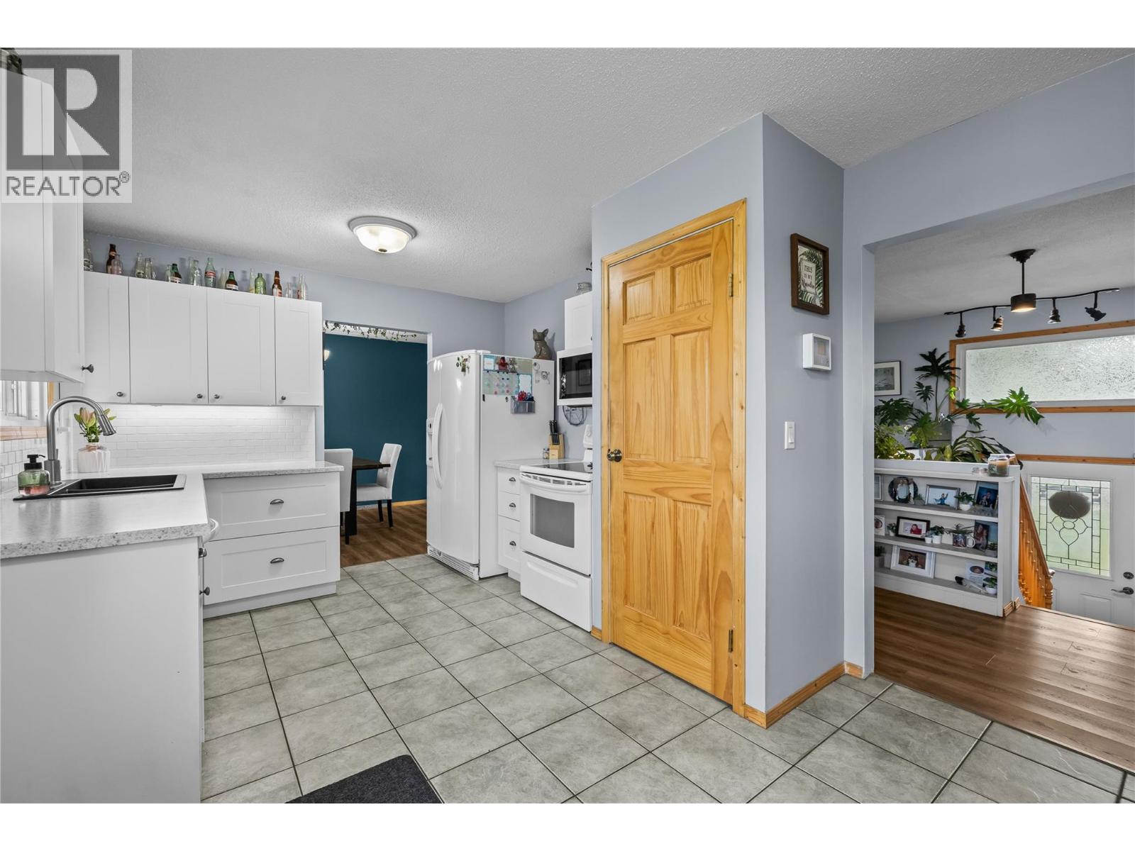 340 Adventure Road, Kelowna, British Columbia  V1X 1N4 - Photo 15 - 10387520