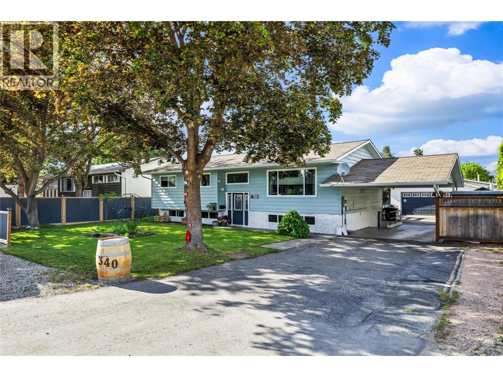 340 Adventure Road, Kelowna, British Columbia  V1X 1N4 - Photo 2 - 10387520