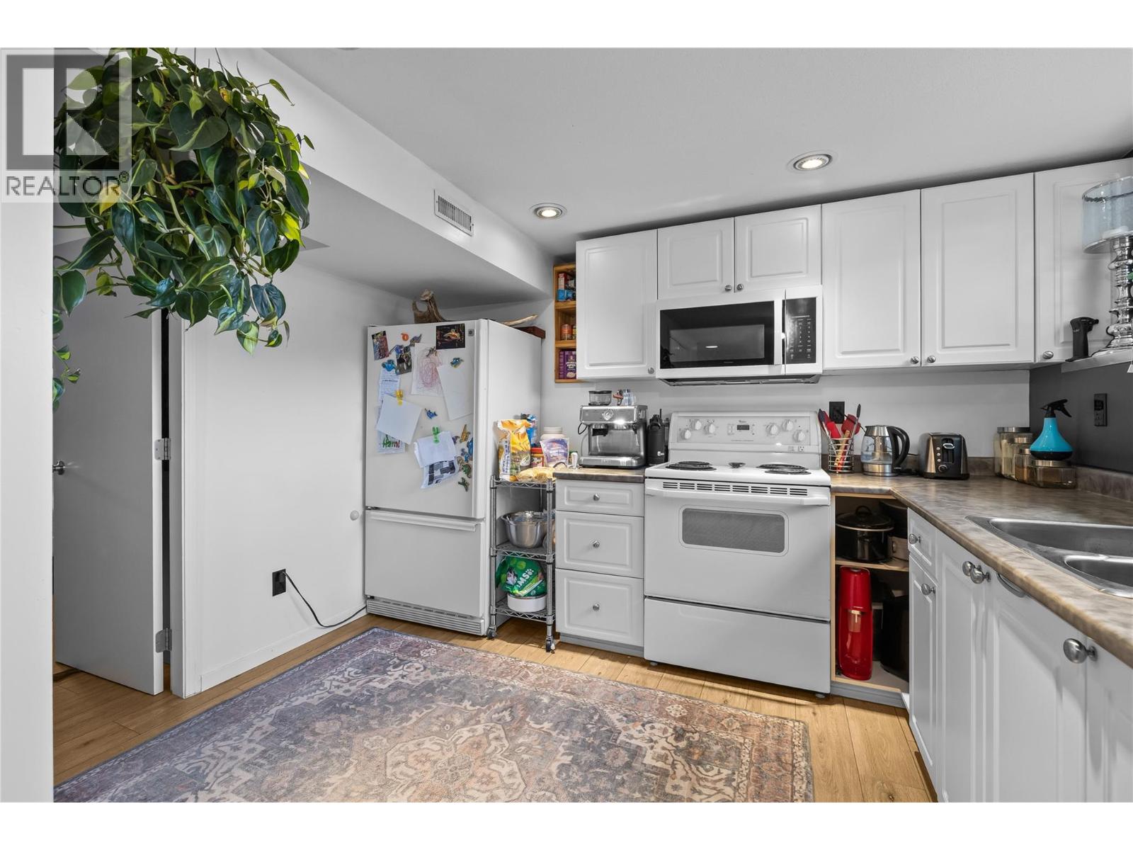 340 Adventure Road, Kelowna, British Columbia  V1X 1N4 - Photo 33 - 10387520
