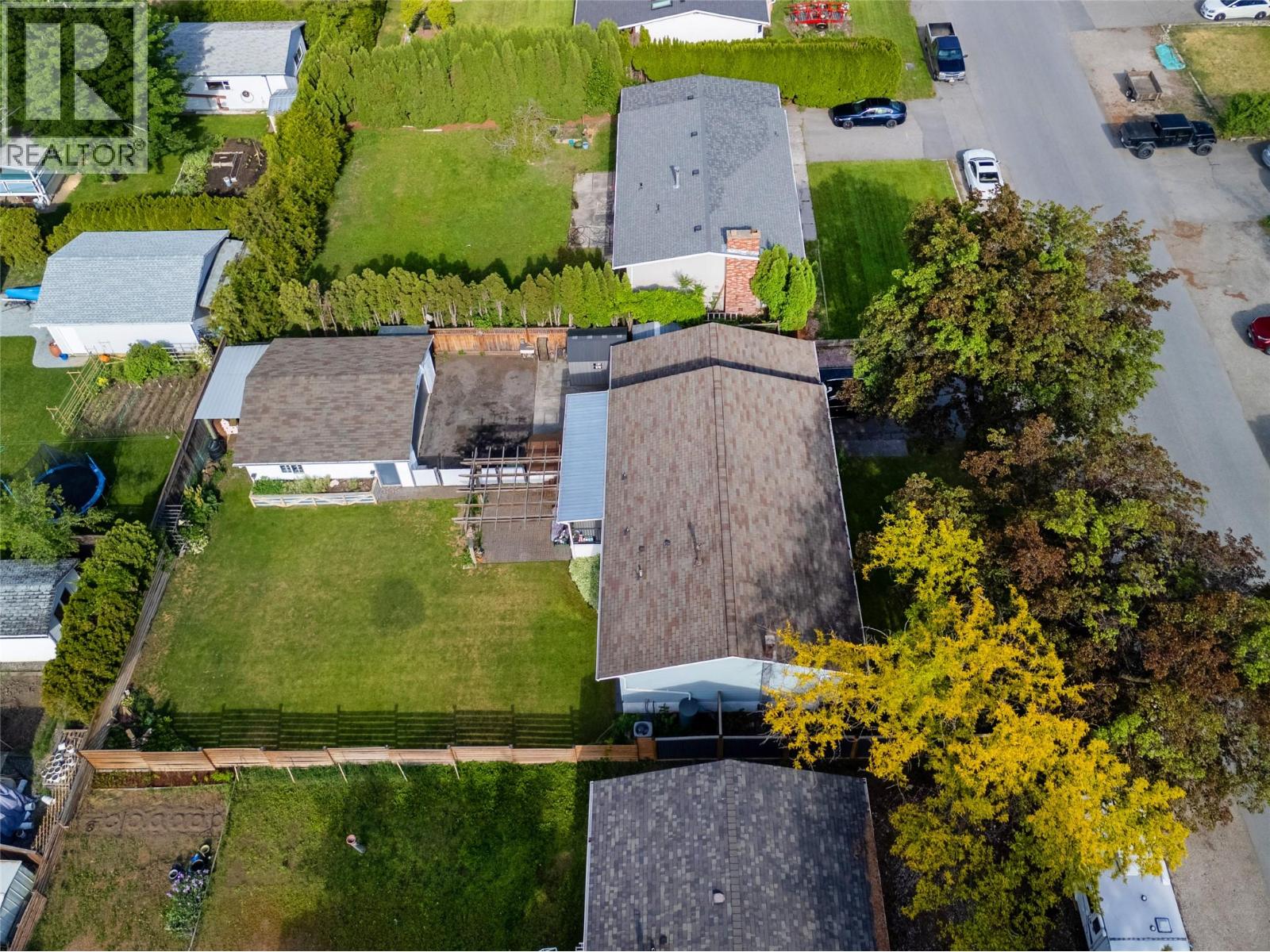 340 Adventure Road, Kelowna, British Columbia  V1X 1N4 - Photo 52 - 10387520