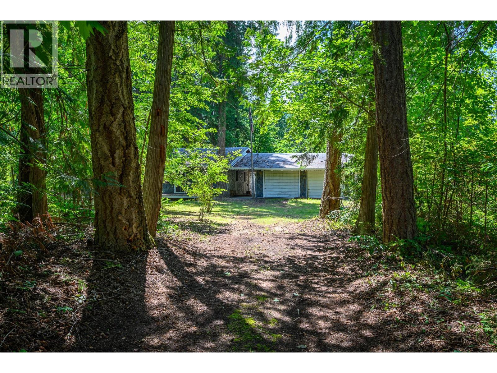 710 & 714 Westminster Road, Swansea Point, British Columbia  V0E 2K2 - Photo 1 - 10388393