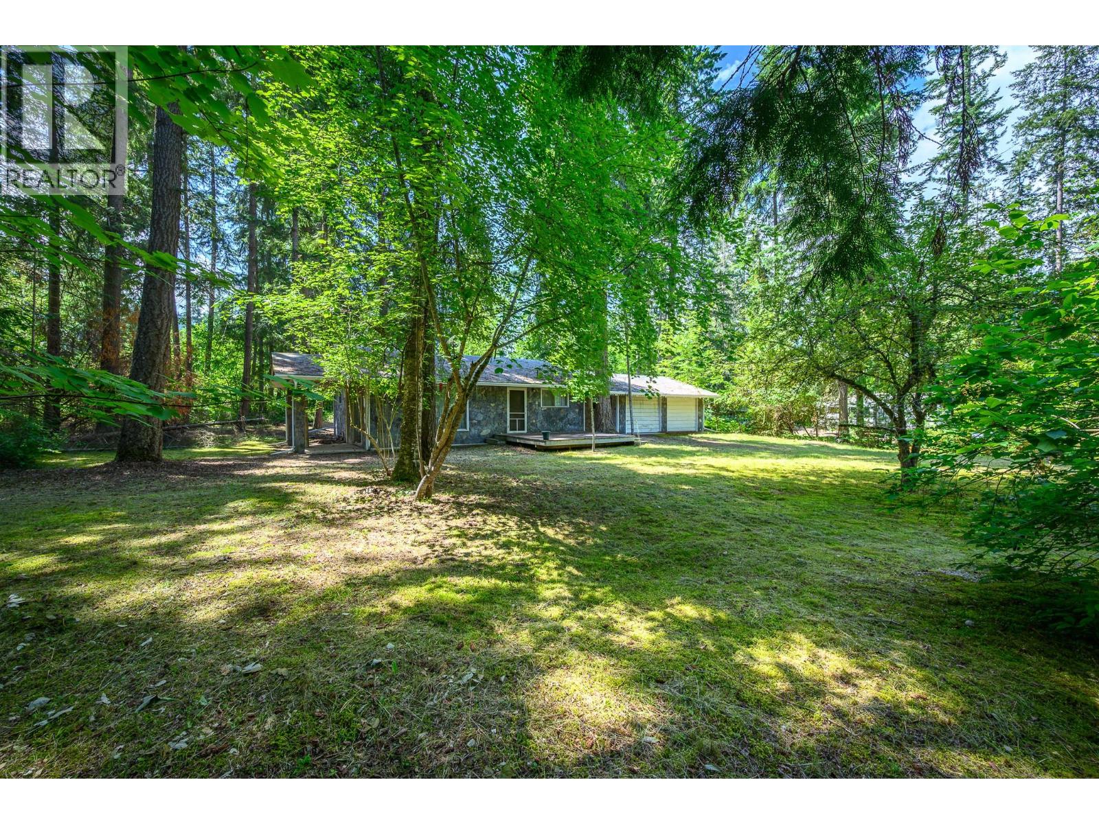 710 & 714 Westminster Road, Swansea Point, British Columbia  V0E 2K2 - Photo 3 - 10388393