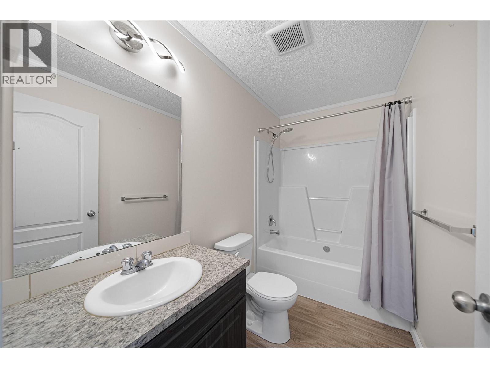 7155 Dallas Drive Unit# B11, Kamloops, British Columbia  V2C 4T1 - Photo 14 - 10388394