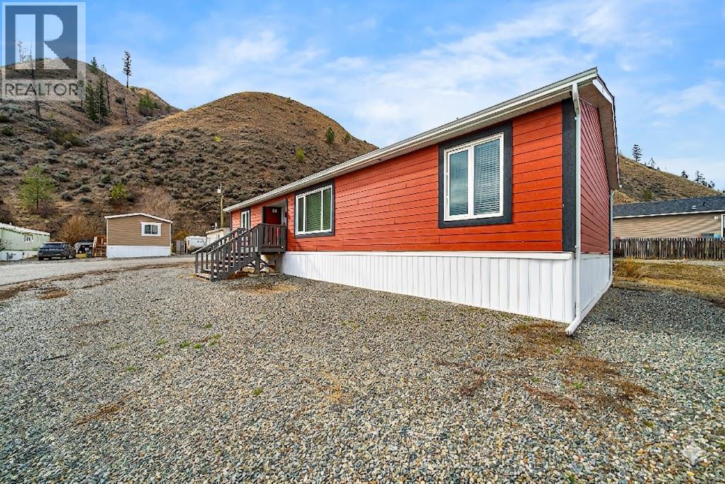 7155 Dallas Drive Unit# B11, Kamloops, British Columbia  V2C 4T1 - Photo 2 - 10388394