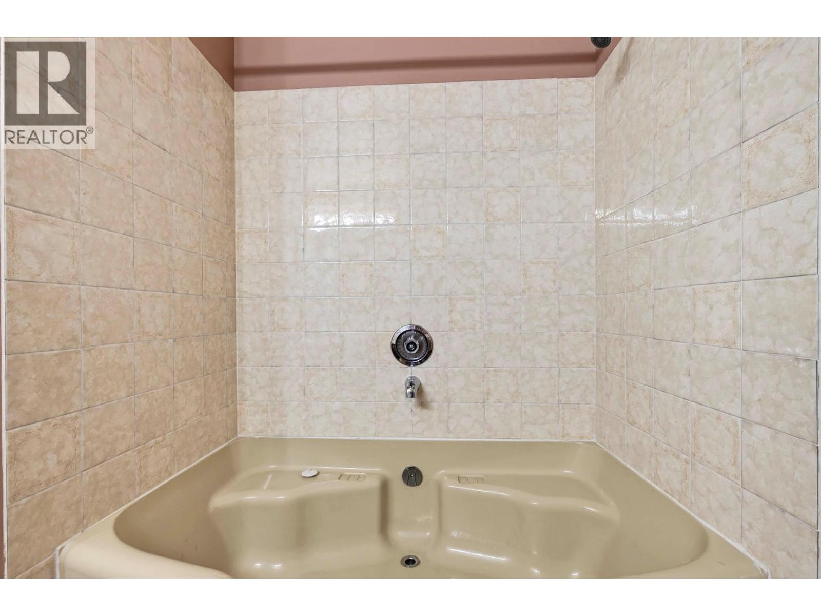333 Robson Drive, Kamloops, British Columbia  V2E 1W2 - Photo 18 - 10386890
