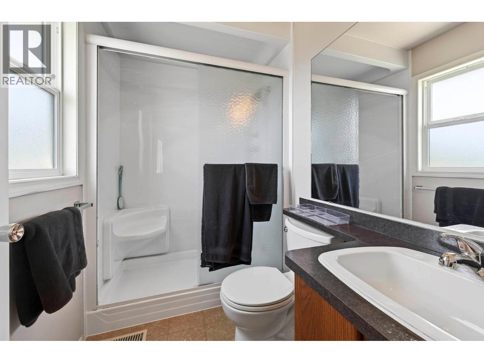 333 Robson Drive, Kamloops, British Columbia  V2E 1W2 - Photo 21 - 10386890