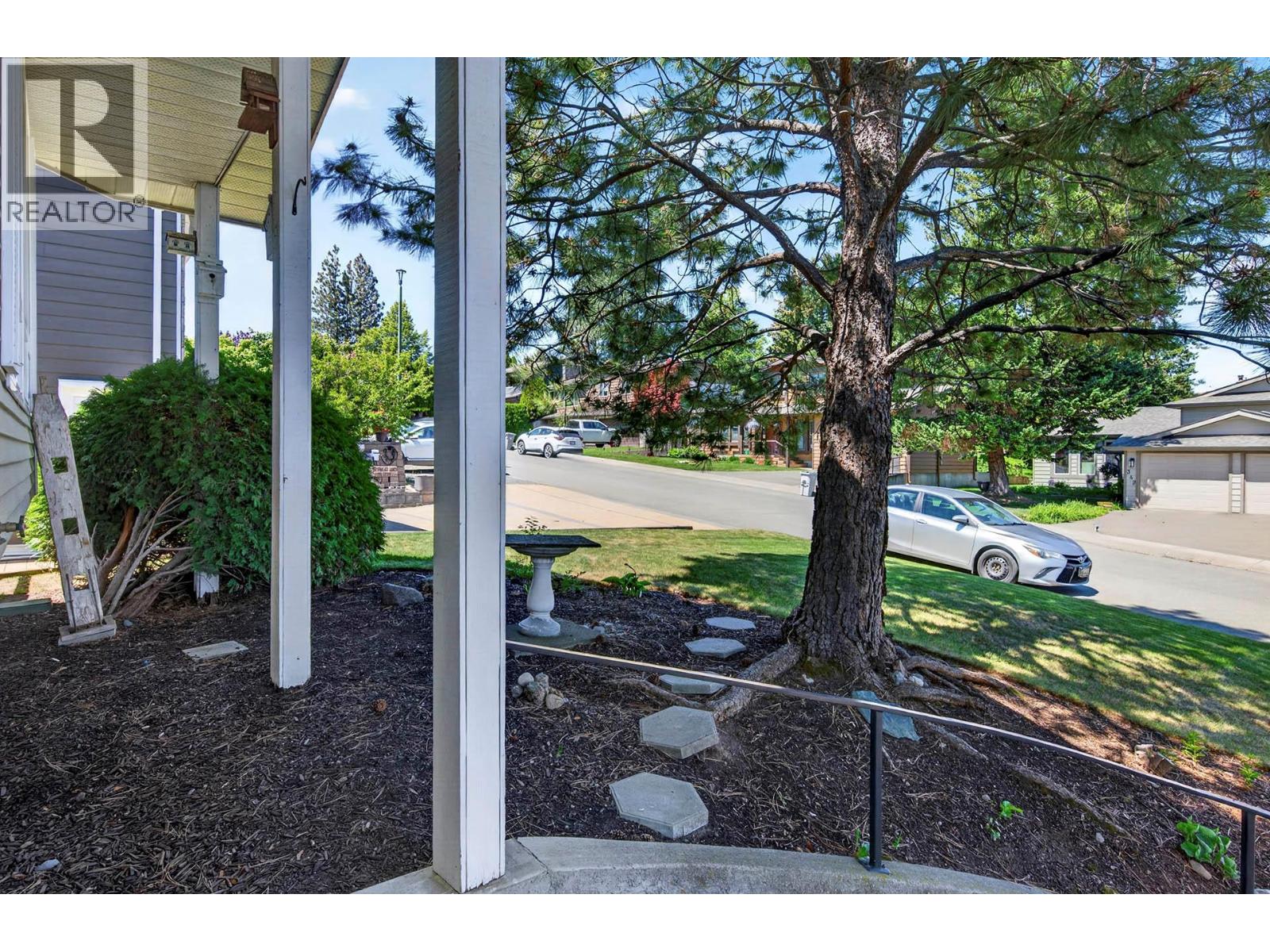 333 Robson Drive, Kamloops, British Columbia  V2E 1W2 - Photo 43 - 10386890
