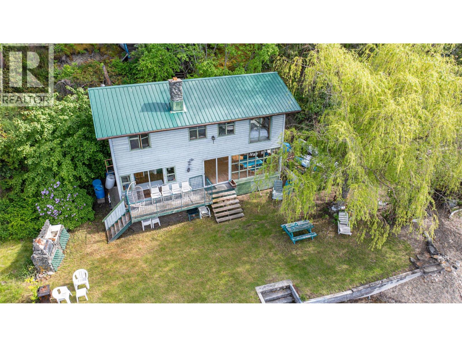 5867 Cosens Bay Road, Coldstream, British Columbia  V1B 1N8 - Photo 6 - 10387869