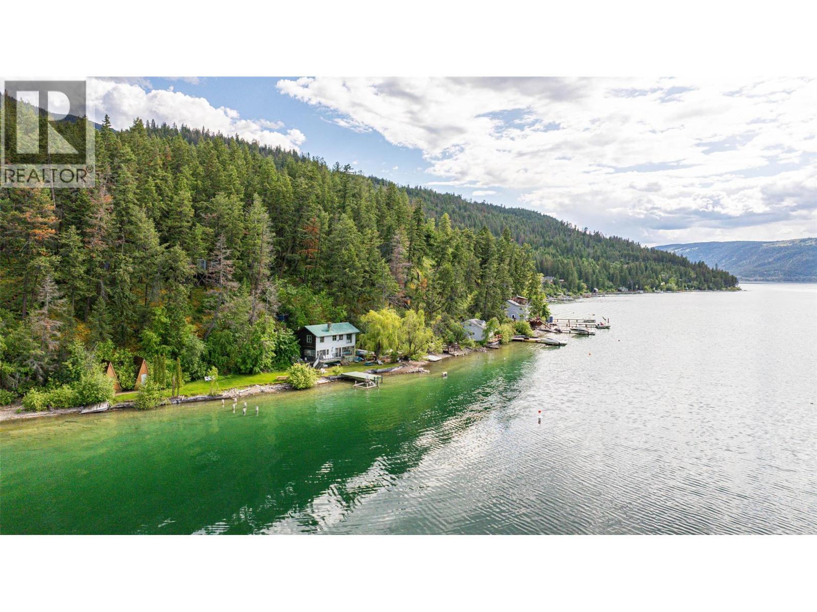 5867 Cosens Bay Road, Coldstream, British Columbia  V1B 1N8 - Photo 7 - 10387869