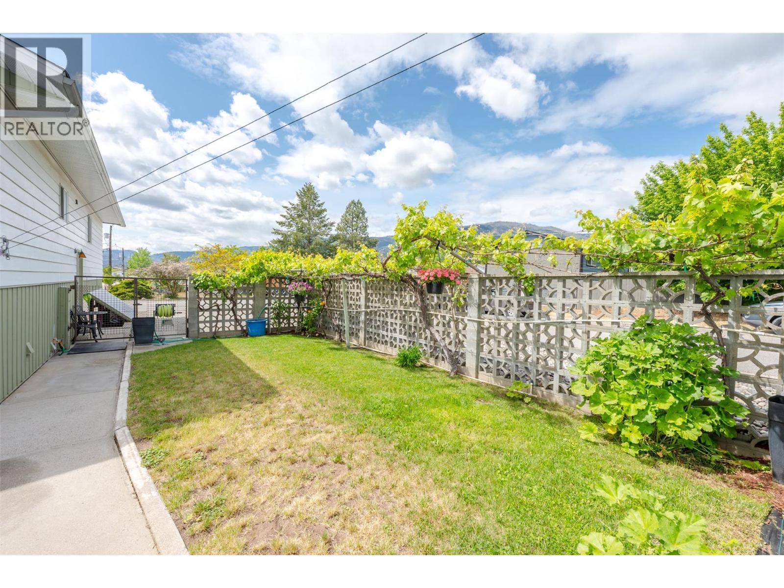 5853 Kettle Court, Oliver, British Columbia  V0H 1T0 - Photo 51 - 10388440