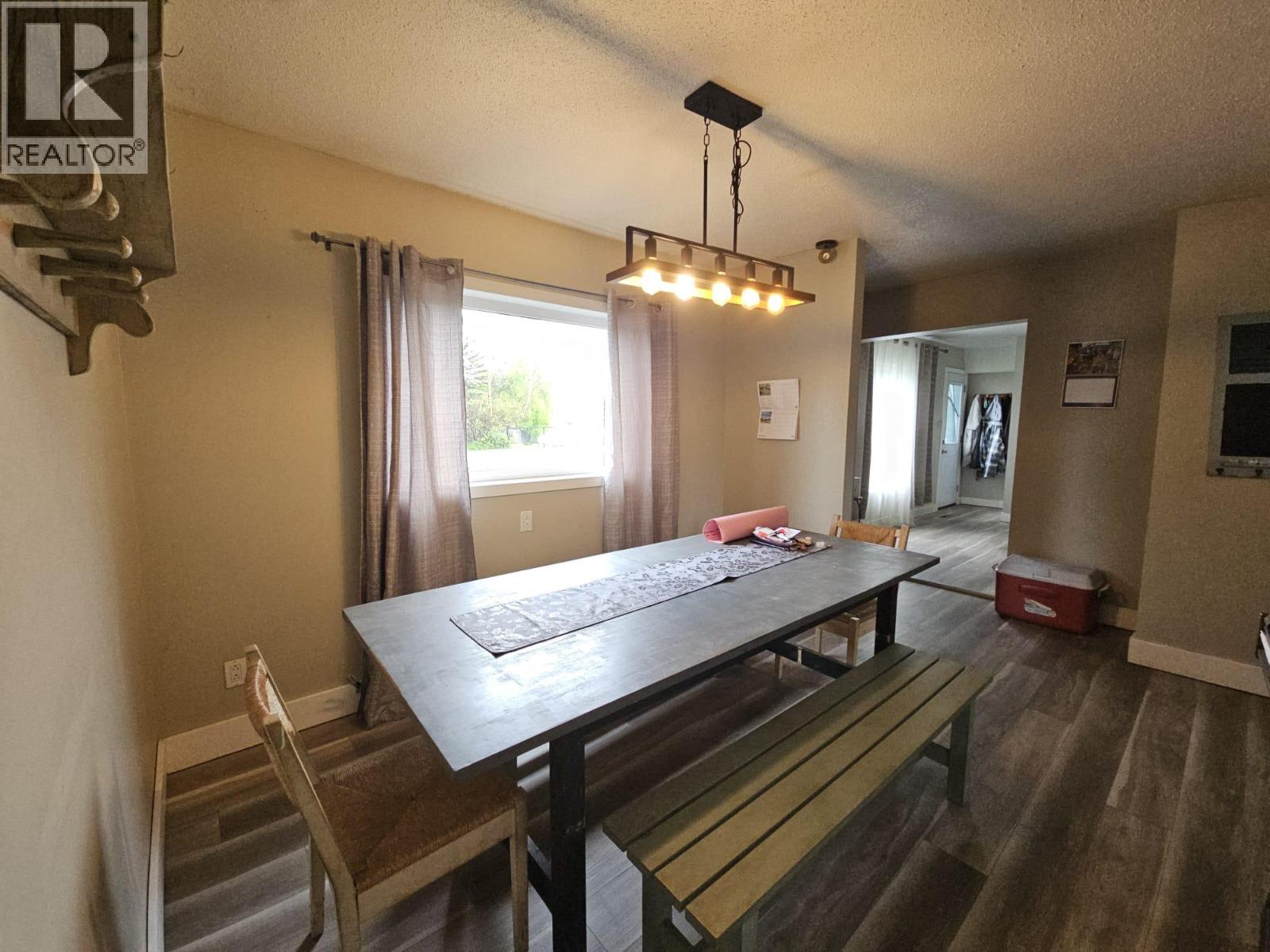 4704 50 Avenue Ne, Chetwynd, British Columbia  V0C 1J0 - Photo 10 - 10388431