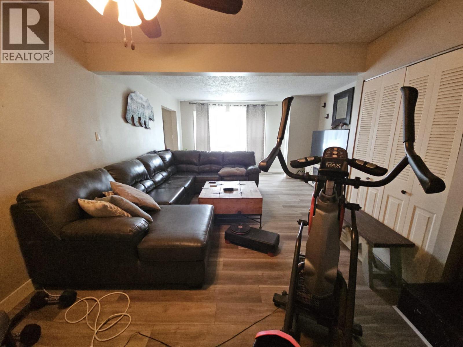 4704 50 Avenue Ne, Chetwynd, British Columbia  V0C 1J0 - Photo 7 - 10388431