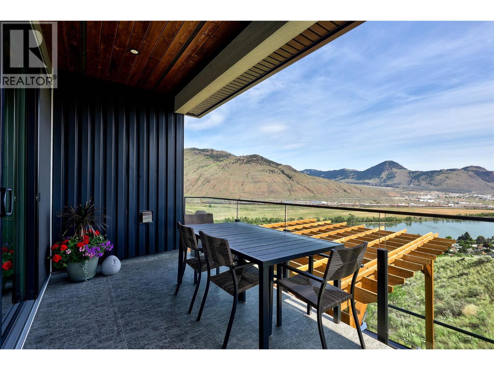 2300 Saddleback Drive, Kamloops, British Columbia  V2B 0G7 - Photo 10 - 10388036