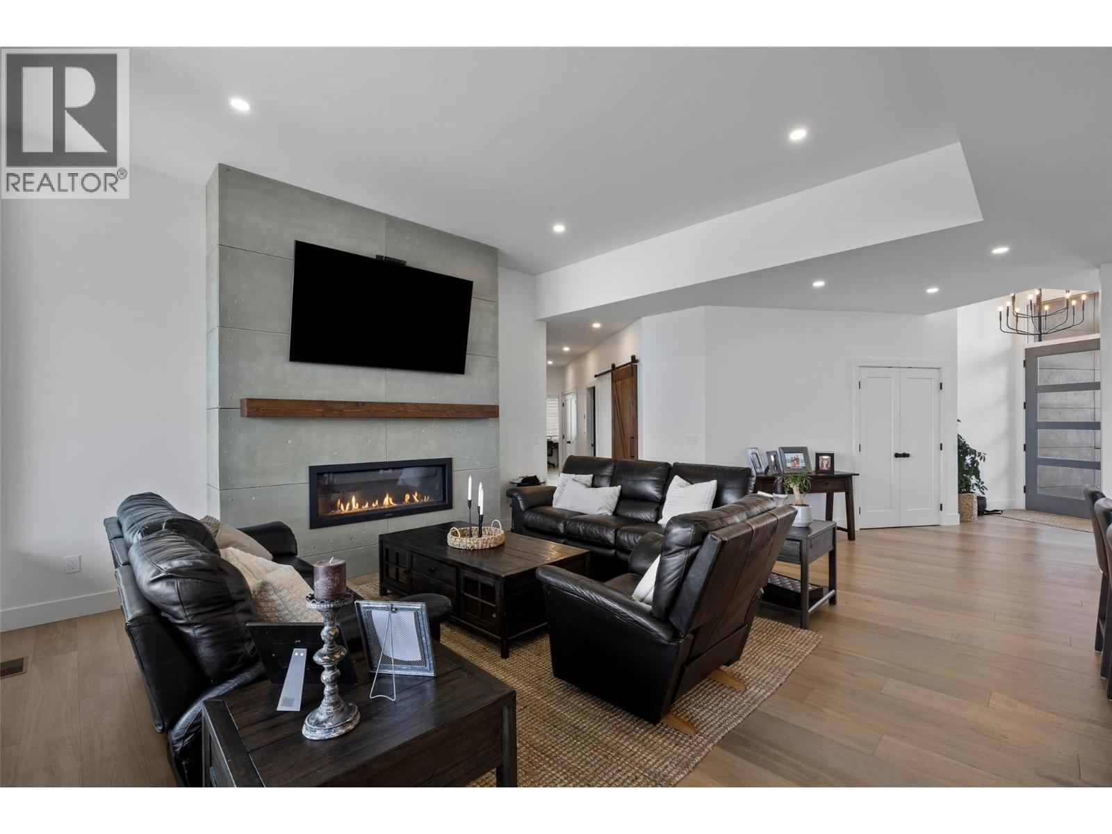 2300 Saddleback Drive, Kamloops, British Columbia  V2B 0G7 - Photo 16 - 10388036