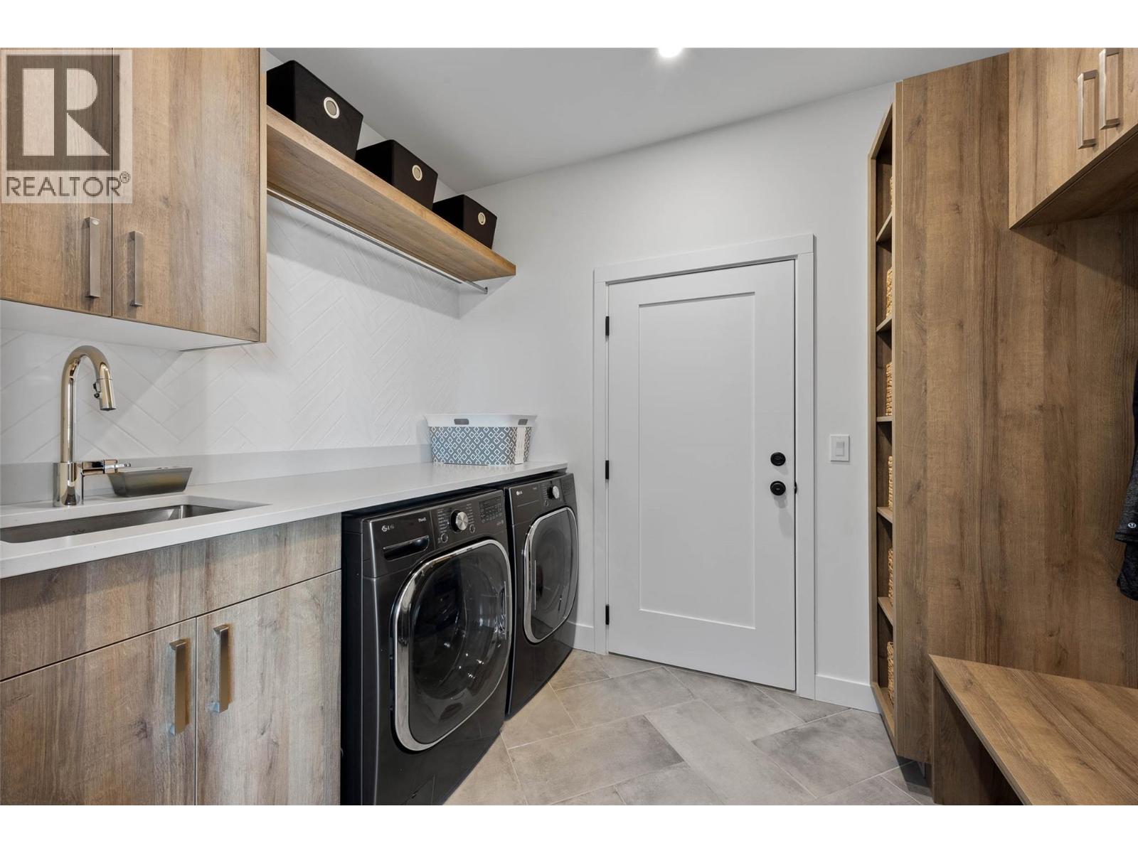 2300 Saddleback Drive, Kamloops, British Columbia  V2B 0G7 - Photo 29 - 10388036