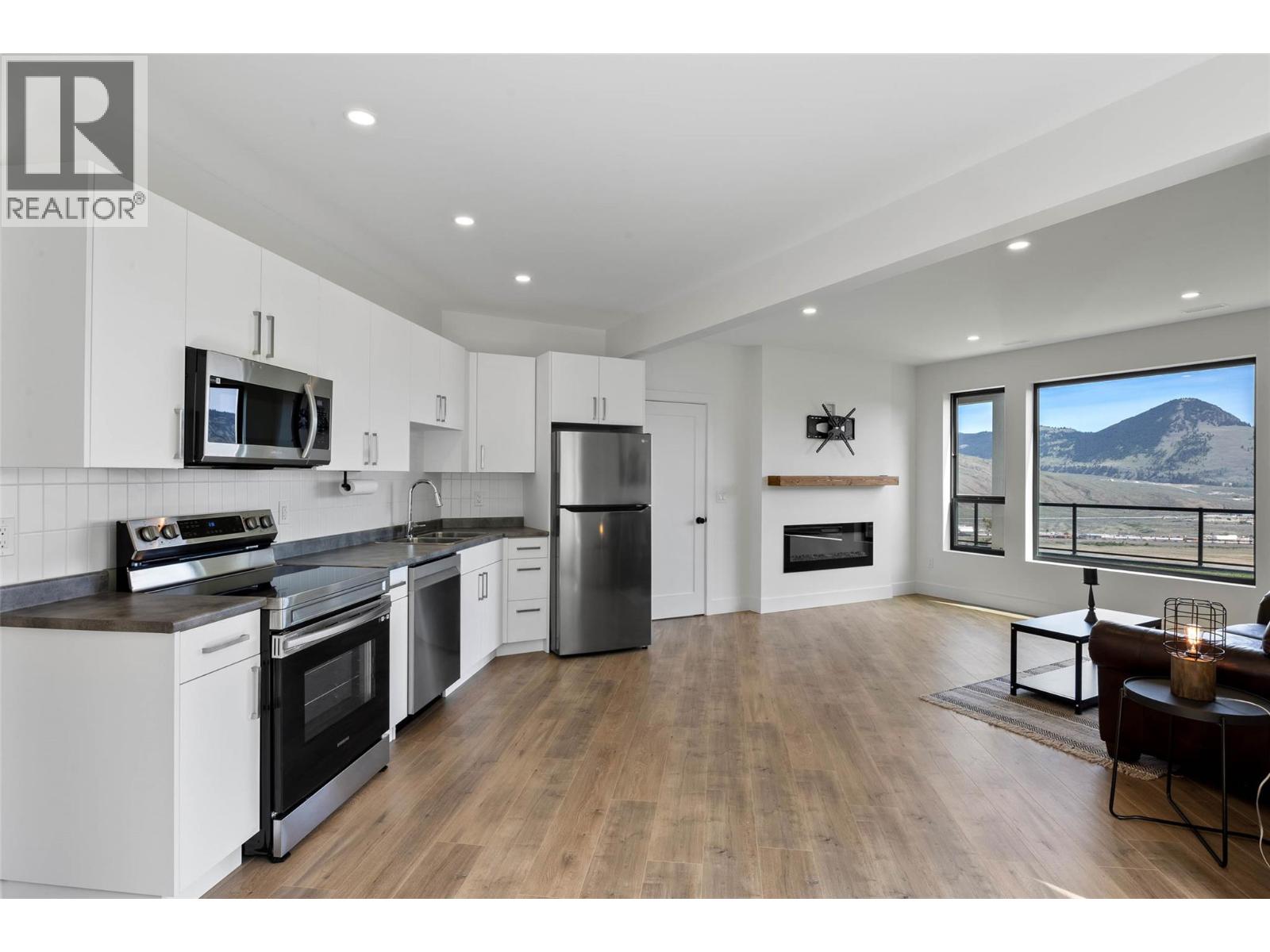 2300 Saddleback Drive, Kamloops, British Columbia  V2B 0G7 - Photo 47 - 10388036