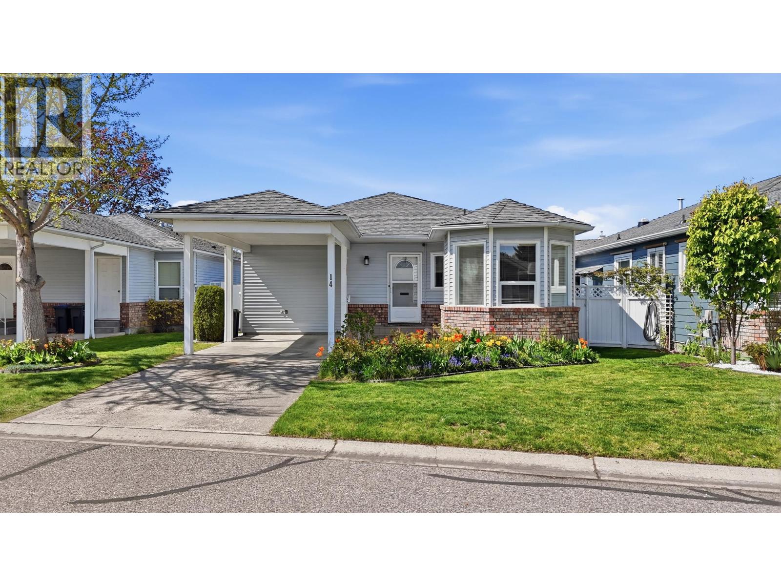 1101 Cameron Avenue Unit# 14, Kelowna, British Columbia  V1Y 8V2 - Photo 1 - 10386970