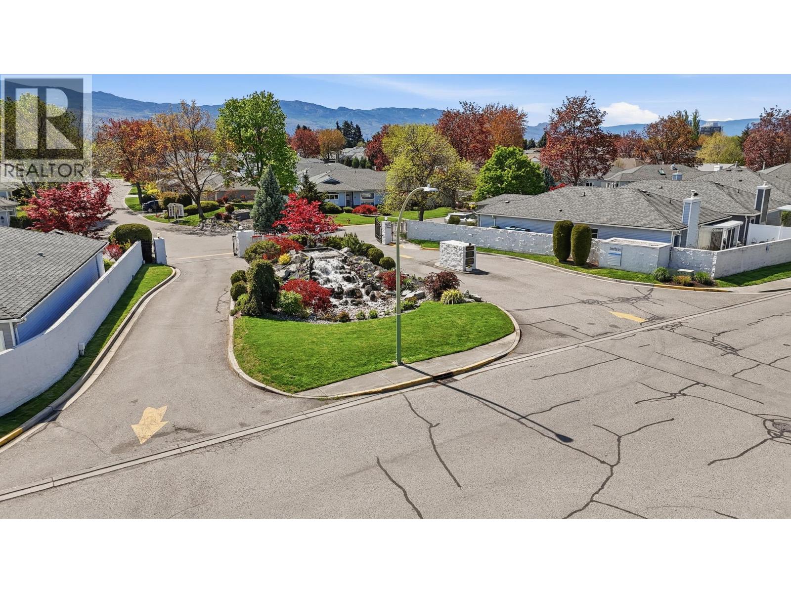 1101 Cameron Avenue Unit# 14, Kelowna, British Columbia  V1Y 8V2 - Photo 2 - 10386970