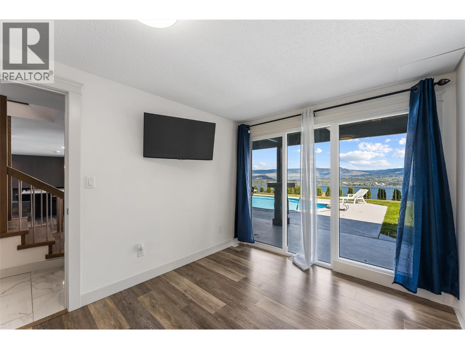 2740 Lakeview Road, West Kelowna, British Columbia  V1Z 1Y4 - Photo 51 - 10388378