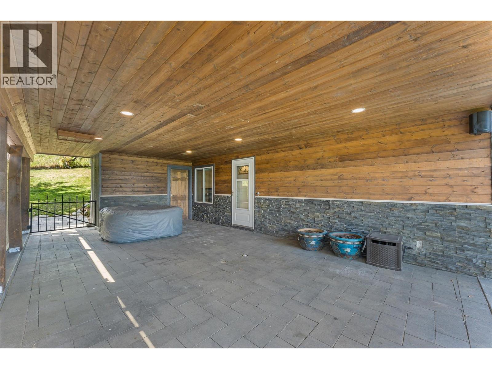 2740 Lakeview Road, West Kelowna, British Columbia  V1Z 1Y4 - Photo 64 - 10388378