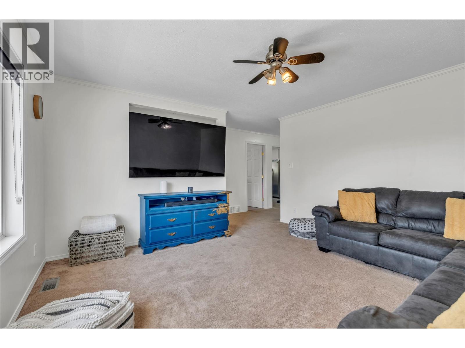 9714 Sargeant Street, Summerland, British Columbia  V0H 1Z3 - Photo 9 - 10388310