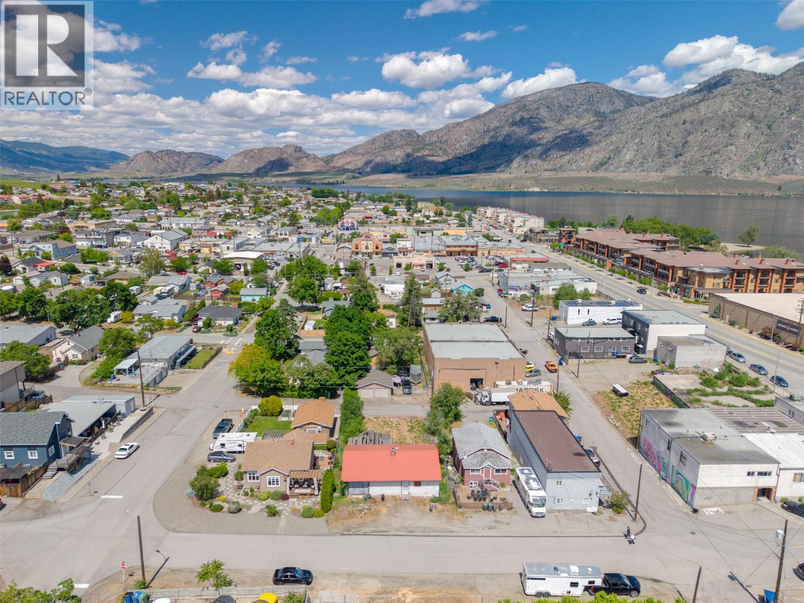 8308 70th Avenue, Osoyoos, British Columbia  V0H 1V0 - Photo 3 - 10388457