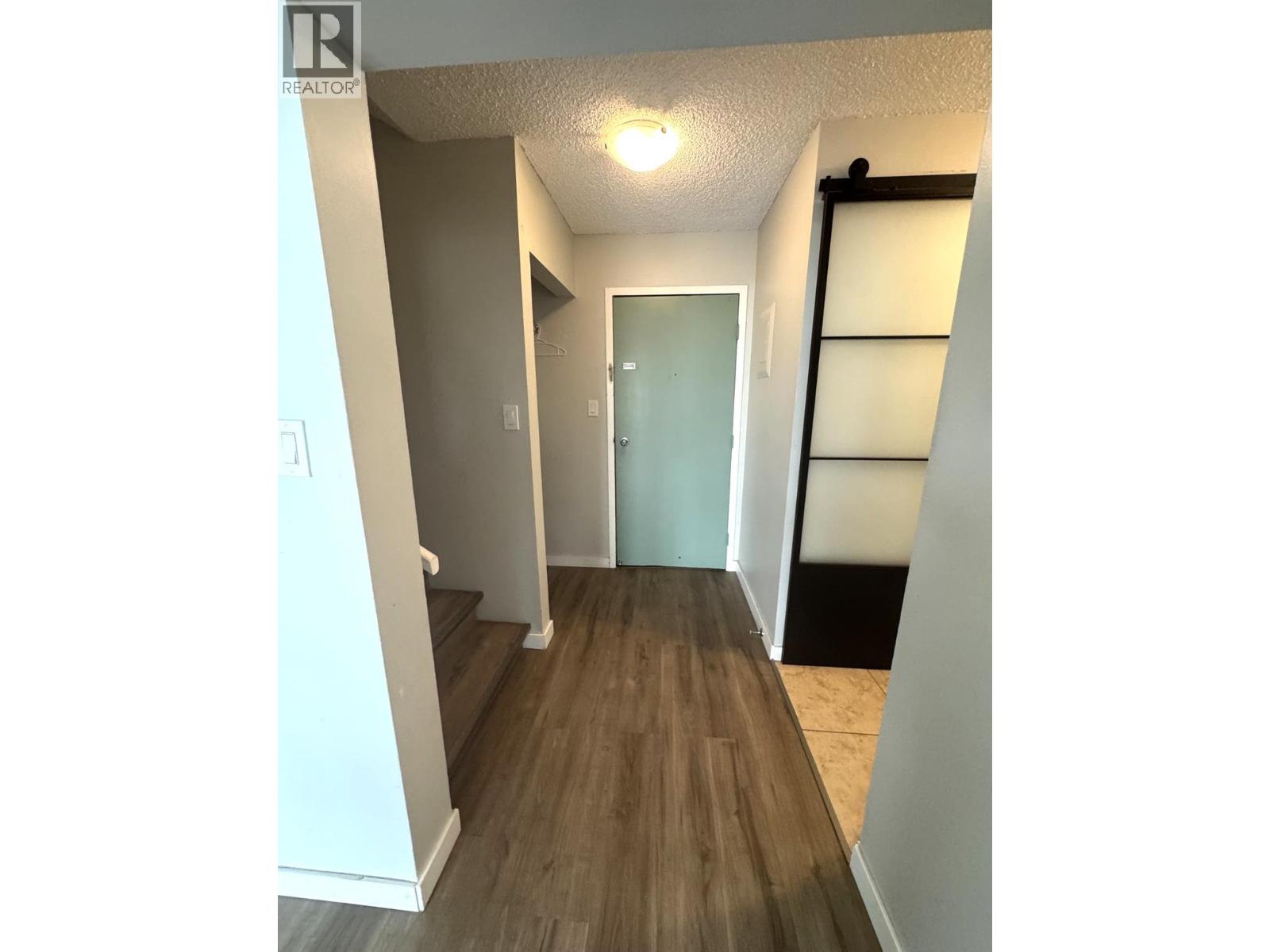 2117 2nd Street N Unit# 102, Cranbrook, British Columbia  V1C 3L4 - Photo 8 - 10388315