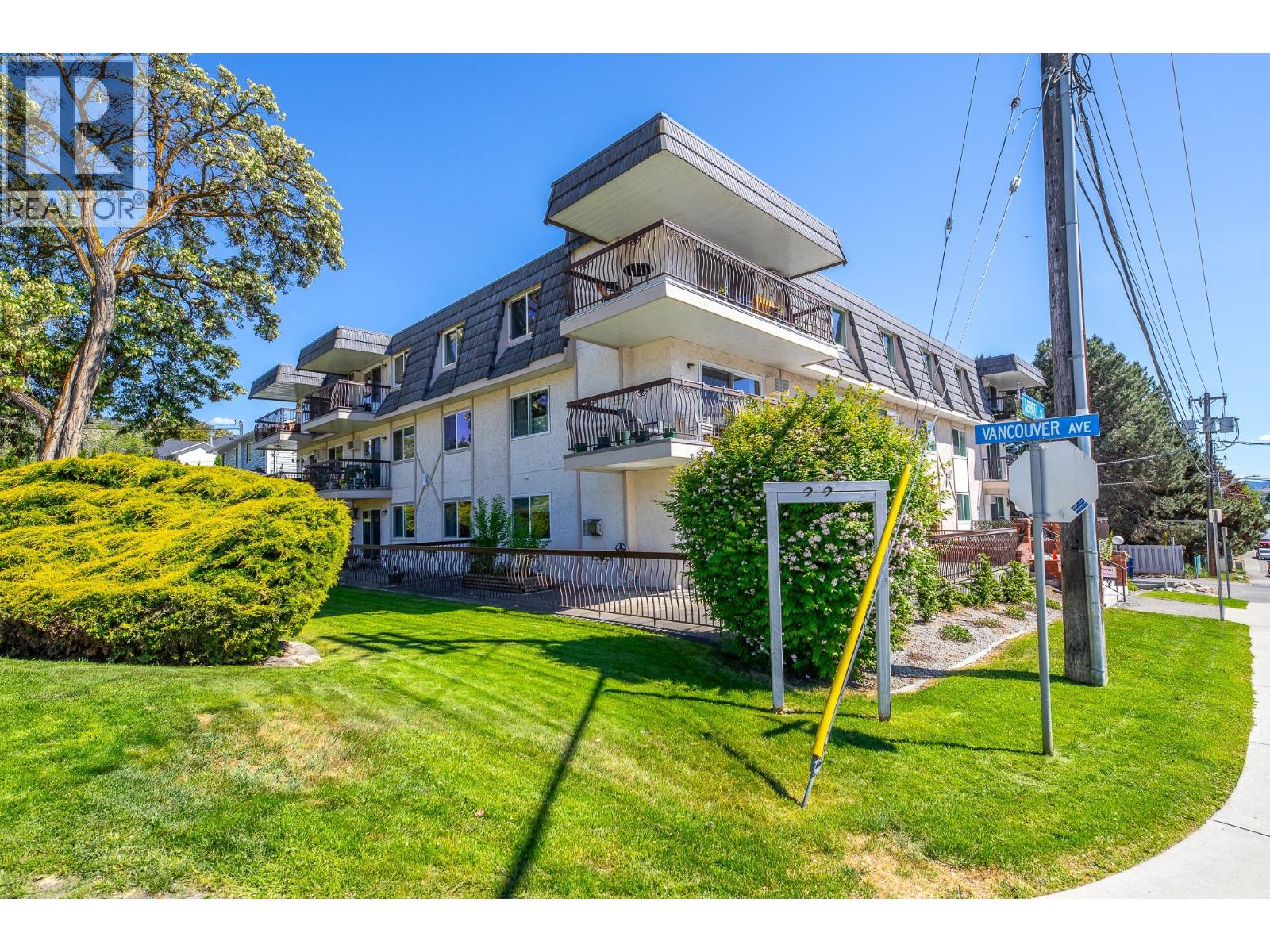 22 Abbott Street Unit# 203, Penticton, British Columbia  V2A 4J2 - Photo 1 - 10388037