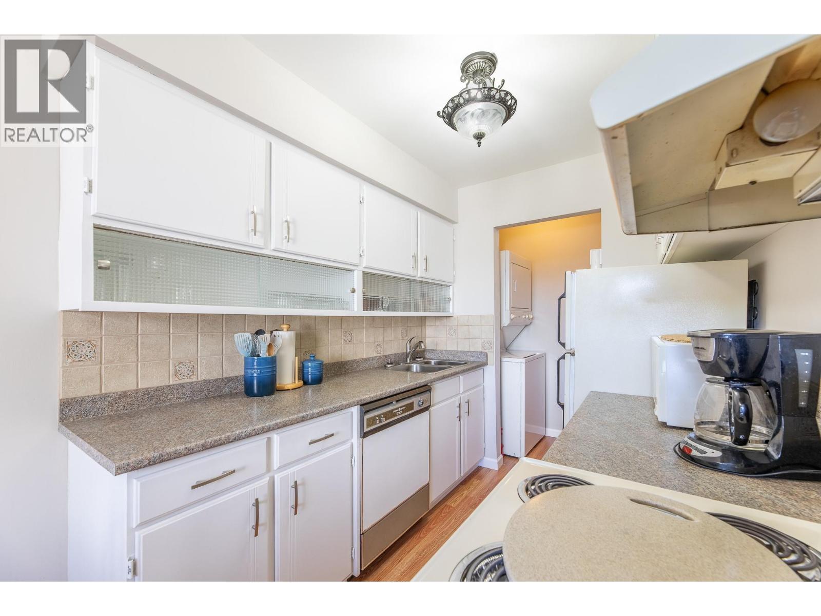 22 Abbott Street Unit# 203, Penticton, British Columbia  V2A 4J2 - Photo 15 - 10388037