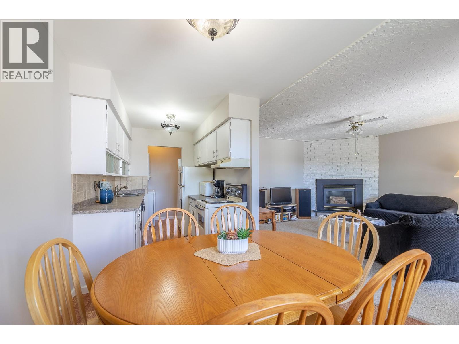 22 Abbott Street Unit# 203, Penticton, British Columbia  V2A 4J2 - Photo 5 - 10388037