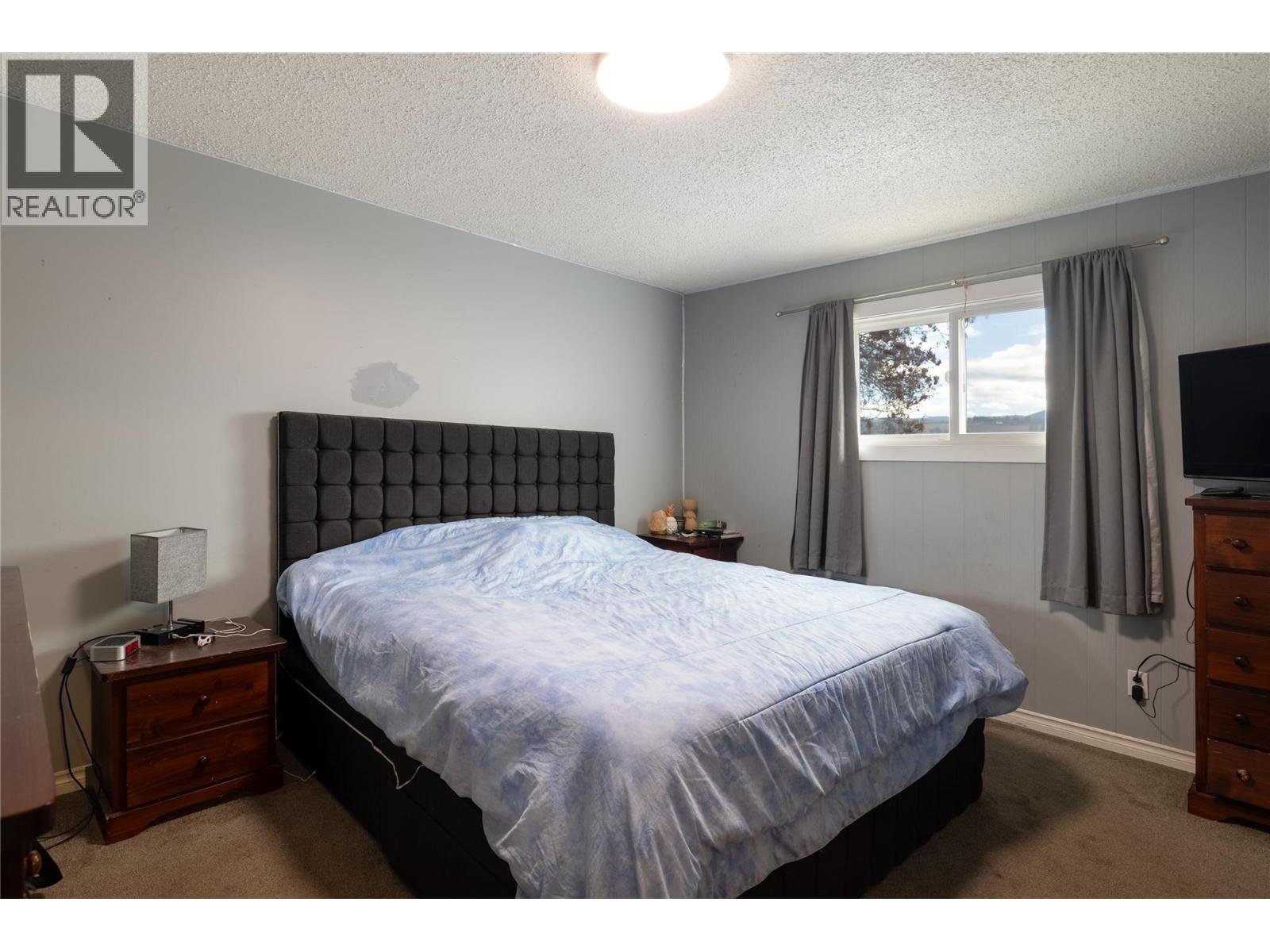 5712 6 Highway, Vernon, British Columbia  V1B 3E1 - Photo 12 - 10387960