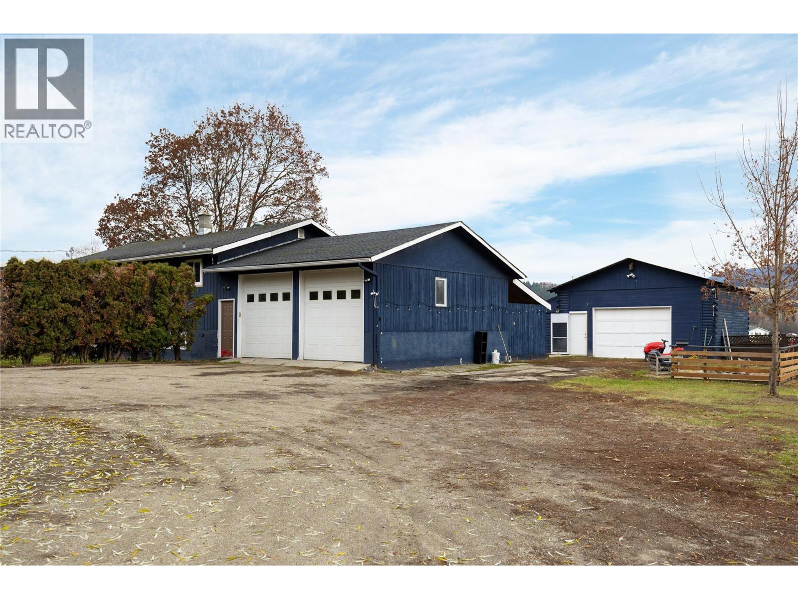 5712 6 Highway, Vernon, British Columbia  V1B 3E1 - Photo 3 - 10387960