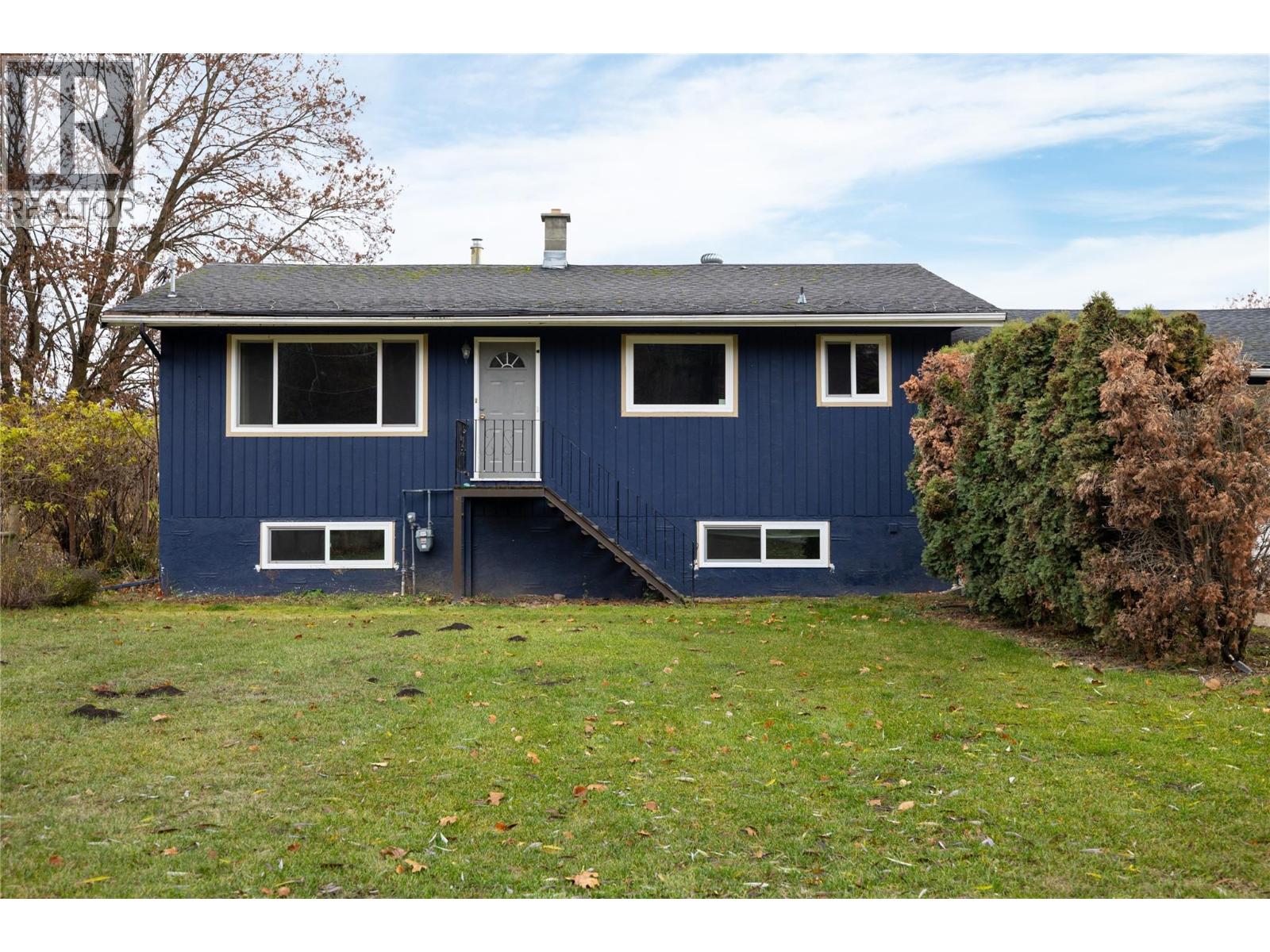 5712 6 Highway, Vernon, British Columbia  V1B 3E1 - Photo 5 - 10387960