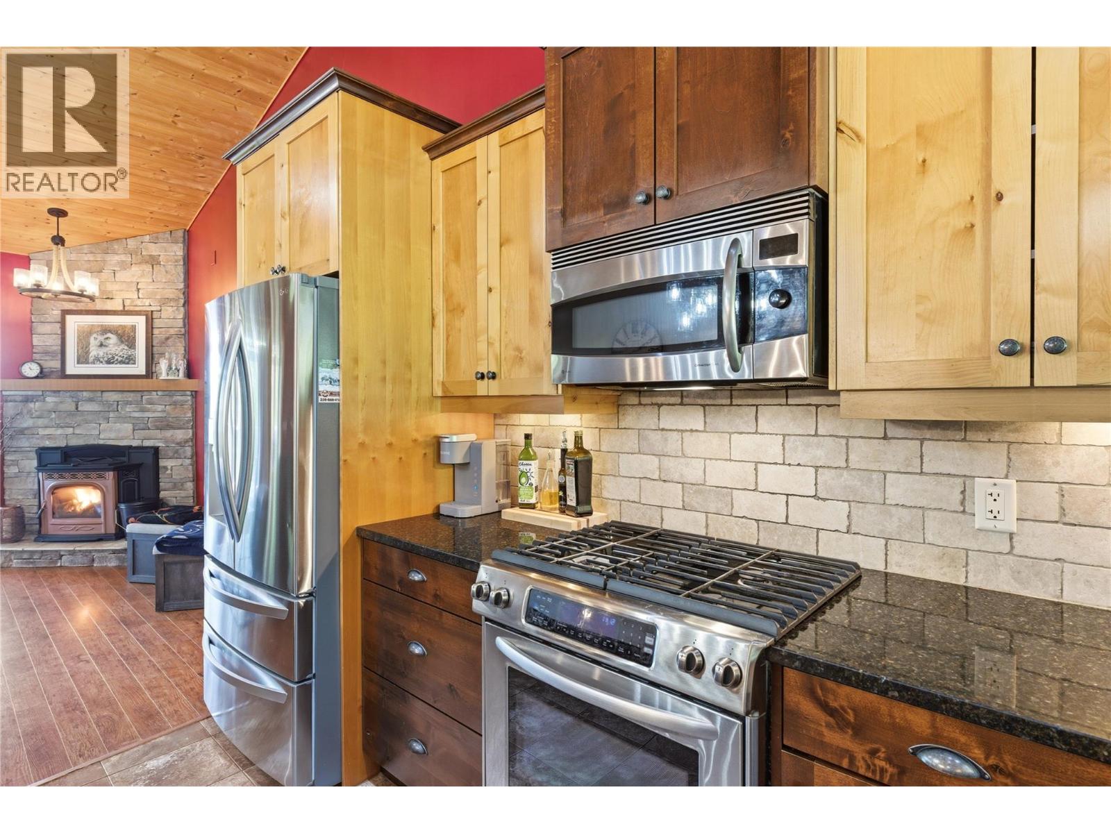 7080 Sun Valley Road, Kelowna, British Columbia  V1P 1H4 - Photo 10 - 10388406