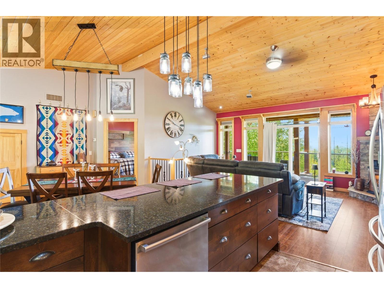 7080 Sun Valley Road, Kelowna, British Columbia  V1P 1H4 - Photo 11 - 10388406