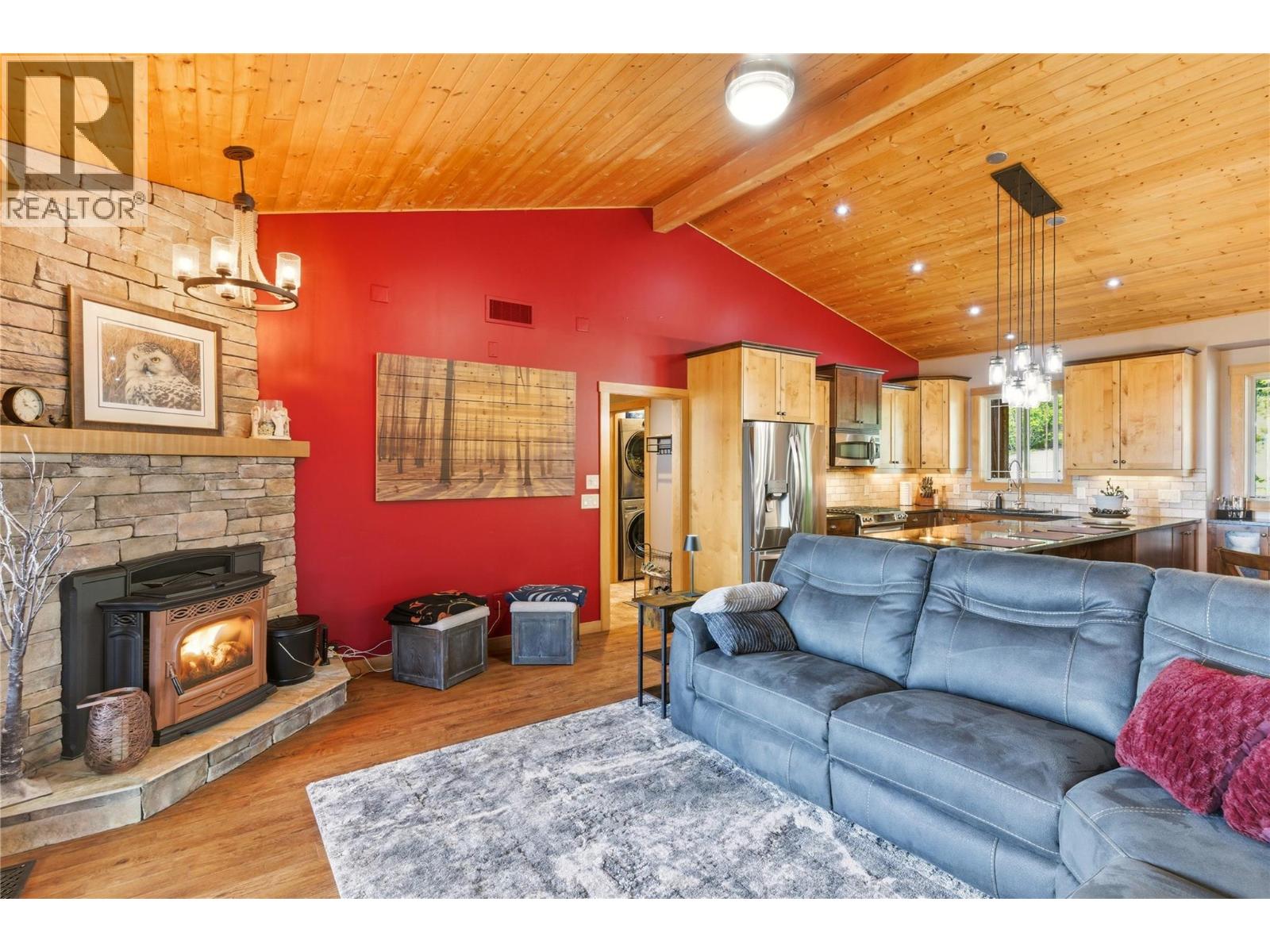 7080 Sun Valley Road, Kelowna, British Columbia  V1P 1H4 - Photo 13 - 10388406