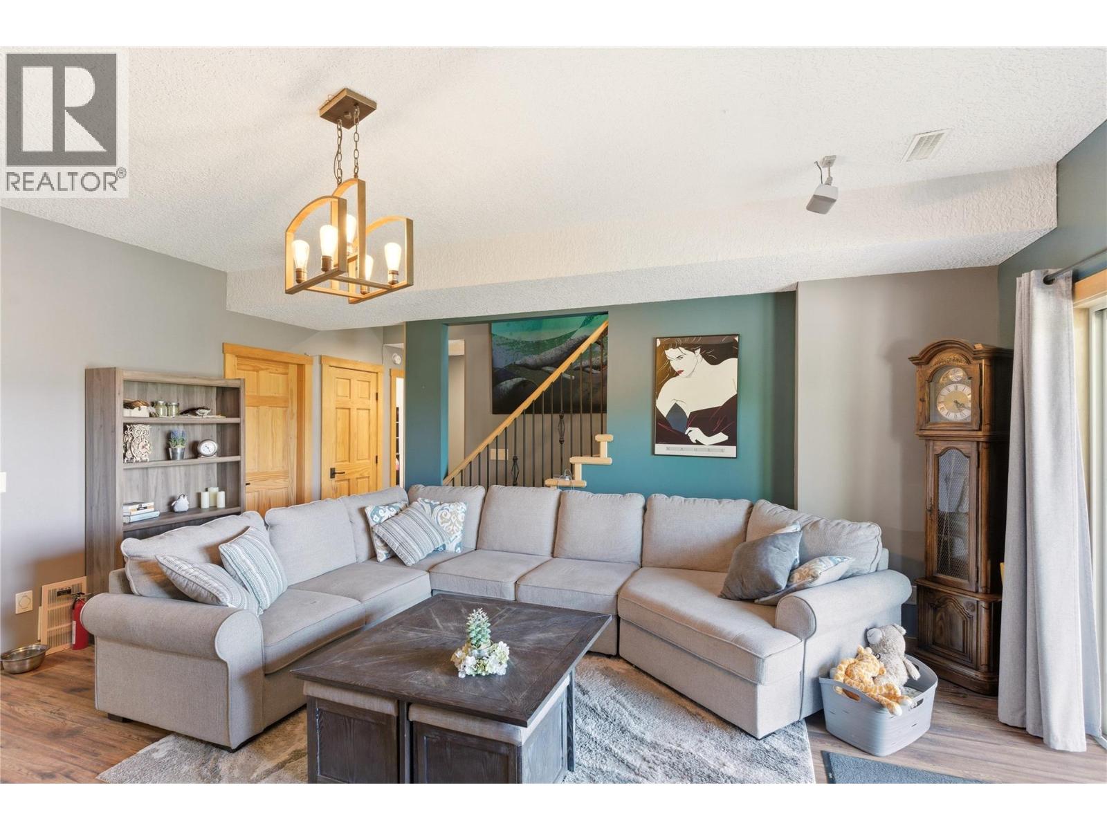 7080 Sun Valley Road, Kelowna, British Columbia  V1P 1H4 - Photo 32 - 10388406