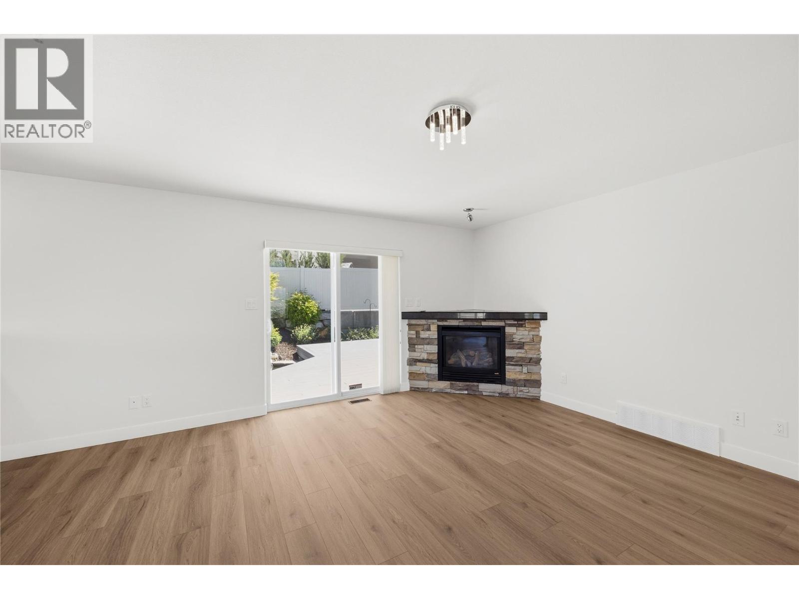 2850 Evergreen Drive, Penticton, British Columbia  V2A 7T1 - Photo 13 - 10388201