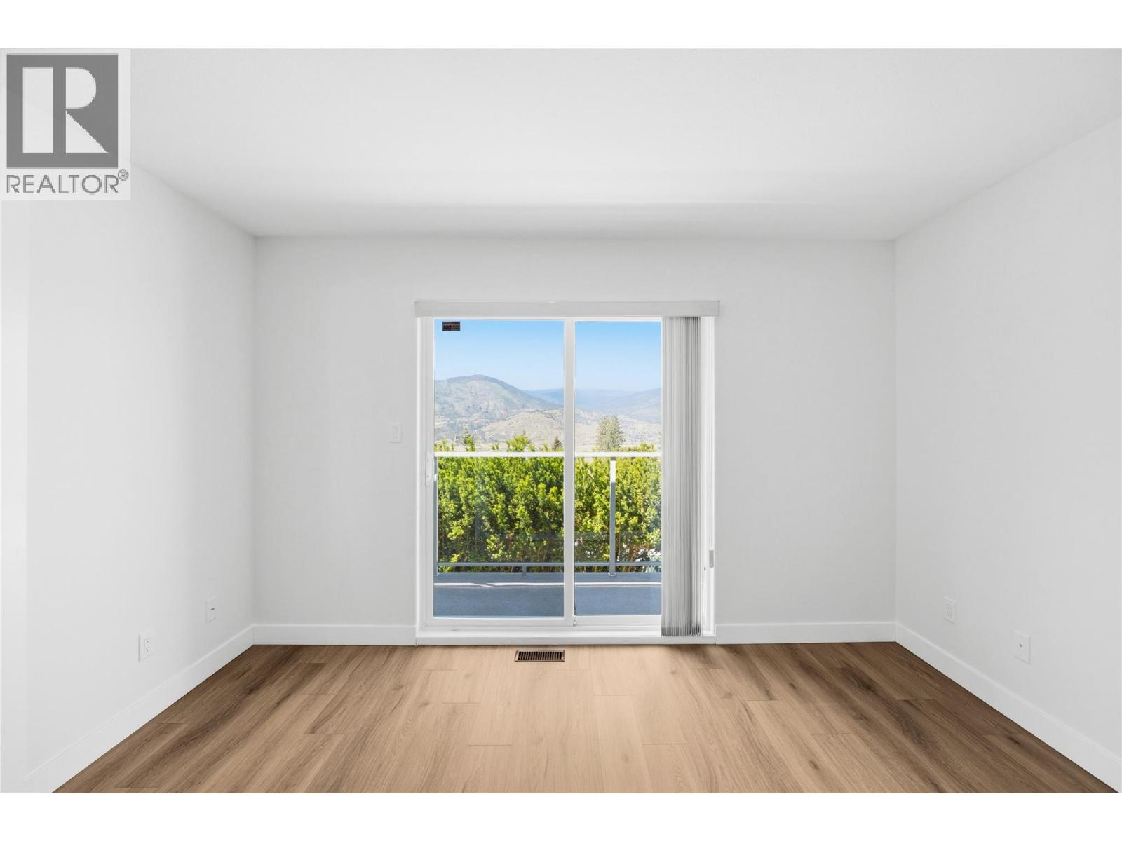 2850 Evergreen Drive, Penticton, British Columbia  V2A 7T1 - Photo 15 - 10388201