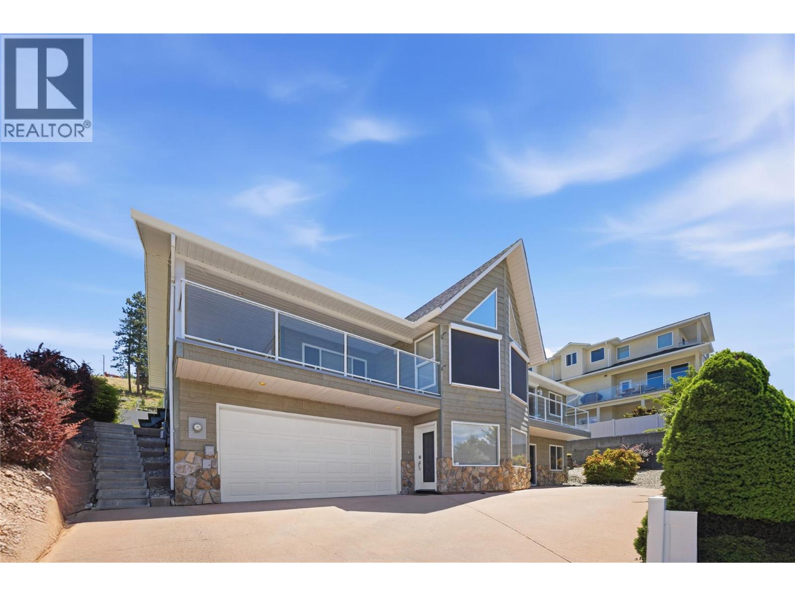 2850 Evergreen Drive, Penticton, British Columbia  V2A 7T1 - Photo 2 - 10388201