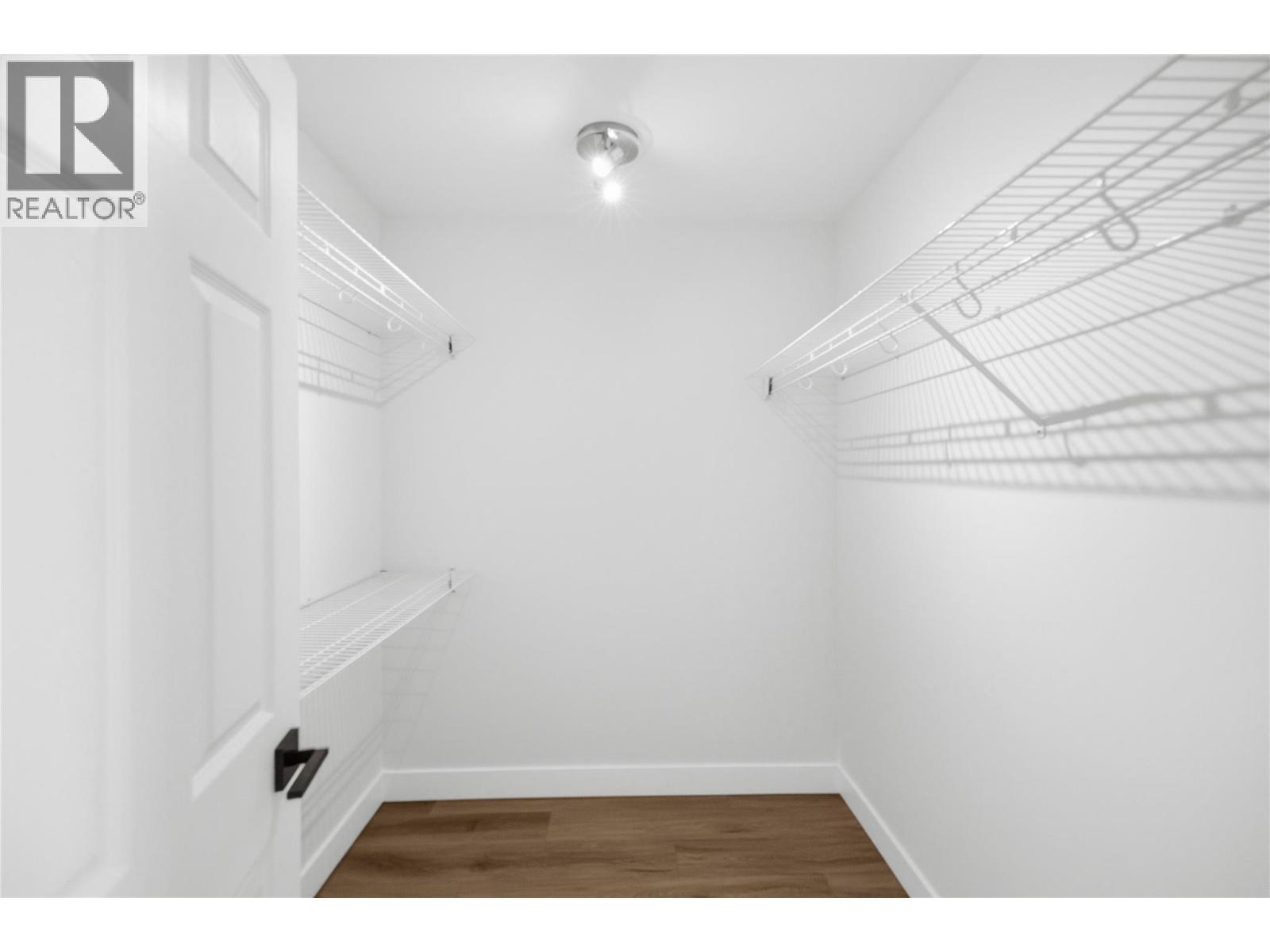 2850 Evergreen Drive, Penticton, British Columbia  V2A 7T1 - Photo 21 - 10388201